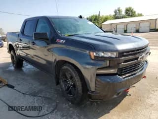 ✅ 2020 Chevrolet Silverado 1500 LT Trail Boss • VIN: 3GCPYFED3LG152621 • Lot: 68934234. Wystawiony na Copart z przebiegiem 49 711 mil. Bezpłatny archiwum sprzedaży aukcyjnych z USA i szczegółowy raport historii pojazdu na DreamBid. Zdjęcie 4.