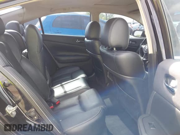 ✅ 2012 Nissan Maxima SV • VIN: 1N4AA5AP1CC858600 • Лот: 42110205. Опубликован ранее на IAAI с пробегом 196 976 миль. Бесплатный доступ к архиву аукционных продаж из США и подробный отчёт об истории автомобиля на DreamBid. Изображение 8.