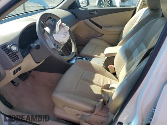 ✅ 2011 Nissan Altima S • VIN: 1N4AL2AP5BC172809 • Лот: 84806335. Опубликован ранее на Copart с пробегом Не указан. Бесплатный доступ к архиву аукционных продаж из США и подробный отчёт об истории автомобиля на DreamBid. Изображение 7.