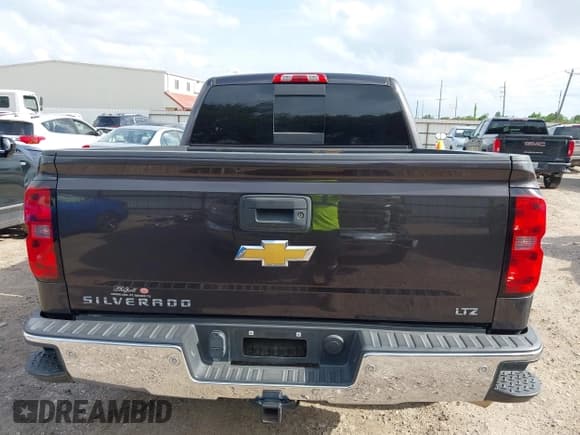 ✅ 2015 Chevrolet Silverado 1500 LTZ • VIN: 3GCUKSEJ8FG498980 • Лот: 42121286. Опубликован ранее на IAAI с пробегом Не указан. Бесплатный доступ к архиву аукционных продаж из США и подробный отчёт об истории автомобиля на DreamBid. Изображение 16.
