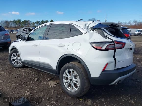 ✅ 2024 Ford Escape Active • VIN: 1FMCU9GN9RUA58732 • Lot: 43728856. Listed on IAAI with 38,695 mi. Free auction sales archive from the USA and detailed vehicle history report at DreamBid. Image 15.