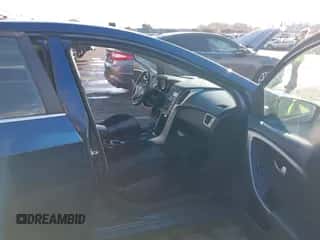 2015 Hyundai Elantra с VIN KMHD35LH2FU241756, выставлен на аукционе IAAI как лот 43623454 с пробегом 124 960 миль миль и . История ставок и продаж доступна на DreamBid. Изображение 5.