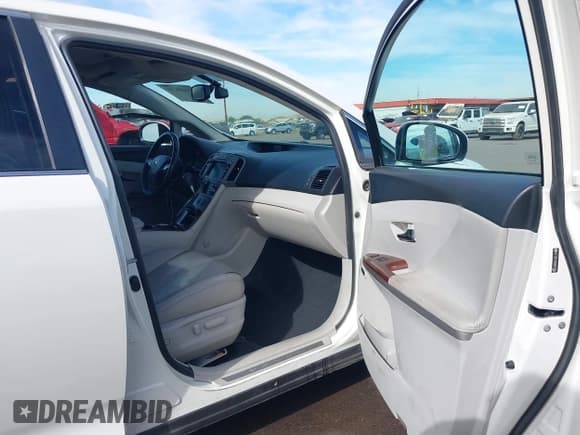 ✅ 2009 Toyota Venza • VIN: 4T3ZK11A39U017964 • Лот: 43589159. Опубликован ранее на IAAI с пробегом 165 076 миль. Бесплатный доступ к архиву аукционных продаж из США и подробный отчёт об истории автомобиля на DreamBid. Изображение 5.