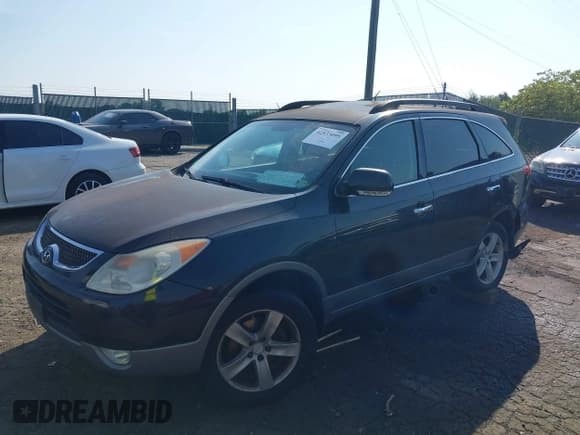 ✅ 2008 Hyundai Veracruz GLS • VIN: KM8NU73C08U050714 • Lot: 42833095. Listed on IAAI with 229,200 mi. Free auction sales archive from the USA and detailed vehicle history report at DreamBid. Image 2.