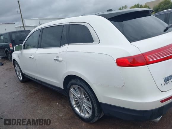 ✅ 2013 Lincoln MKT EcoBoost • VIN: 2LMHJ5ATXDBL53758 • Lot: 43536000. Listed on IAAI with 71,305 mi. Free auction sales archive from the USA and detailed vehicle history report at DreamBid. Image 14.