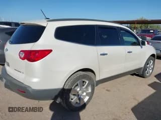 ✅ 2012 Chevrolet Traverse 1LT • VIN: 1GNKRGED7CJ408293 • Lot: 43498829. Wystawiony na IAAI z przebiegiem 133 027 mil. Bezpłatny archiwum sprzedaży aukcyjnych z USA i szczegółowy raport historii pojazdu na DreamBid. Zdjęcie 4.