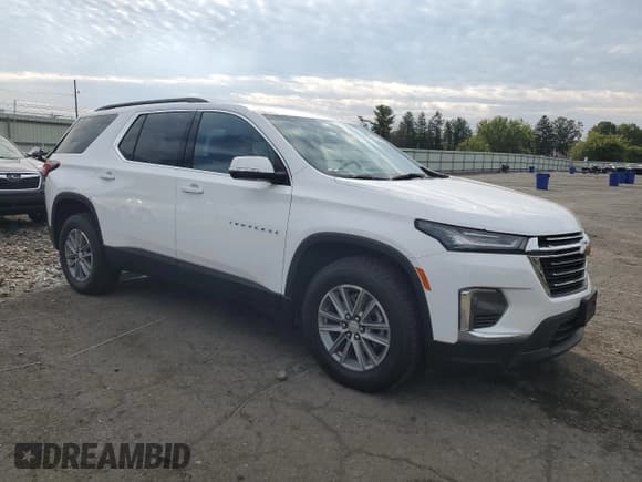 ✅ 2022 Chevrolet Traverse LT Cloth • VIN: 1GNEVGKW7NJ190180 • Lot: 84375275. Listed on Copart with 31,149 mi. Free auction sales archive from the USA and detailed vehicle history report at DreamBid. Image 4.