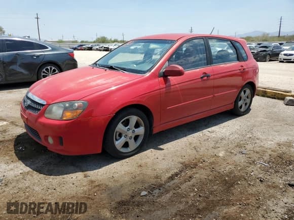 ✅ 2008 Kia Spectra • VIN: KNAFE162485018541 • Lot: 68280135. Wystawiony na Copart z przebiegiem 158 917 mil. Bezpłatny archiwum sprzedaży aukcyjnych z USA i szczegółowy raport historii pojazdu na DreamBid. Zdjęcie 1.