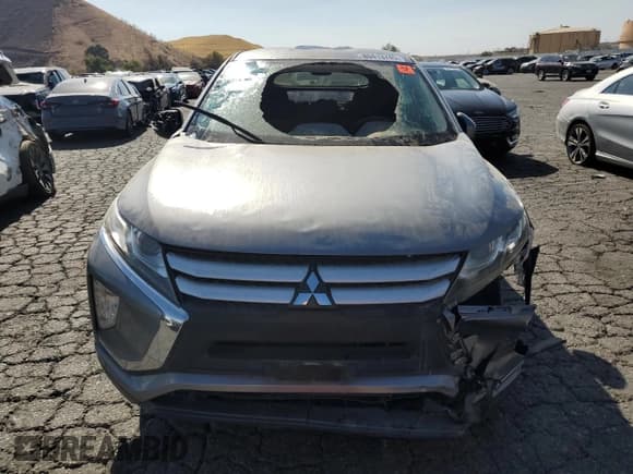 ✅ 2020 Mitsubishi Eclipse Cross ES • VIN: JA4AS3AA7LZ023020 • Lot: 80413745. Listed on Copart with 82,519 mi. Free auction sales archive from the USA and detailed vehicle history report at DreamBid. Image 5.