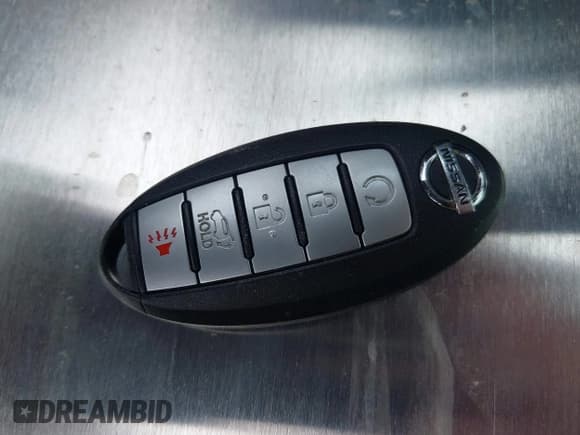 ✅ 2017 Nissan Rogue SV • VIN: JN8AT2MTXHW381252 • Lot: 43124568. Listed on IAAI with 118,523 mi. Free auction sales archive from the USA and detailed vehicle history report at DreamBid. Image 11.