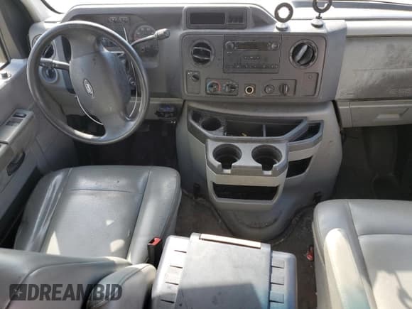 ✅ 2011 Ford Econoline Cargo Commercial • VIN: 1FTNE1EW3BDA00905 • Lot: 91116265. Listed on Copart with 149,888 mi. Free auction sales archive from the USA and detailed vehicle history report at DreamBid. Image 8.