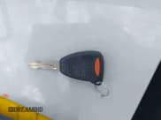 ✅ 2007 Jeep Commander Sport • VIN: 1J8HG48P27C589142 • Lot: 42379721. Listed on IAAI with 162,397 mi. Free auction sales archive from the USA and detailed vehicle history report at DreamBid. Image 11.