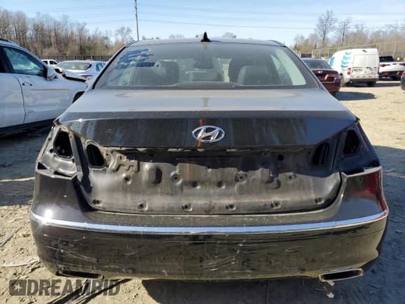 ✅ 2012 Hyundai Genesis 4.6L • VIN: KMHGC4DF6CU172165 • Лот: 49373165. Опубликован ранее на Copart с пробегом 139 400 миль. Бесплатный доступ к архиву аукционных продаж из США и подробный отчёт об истории автомобиля на DreamBid. Изображение 6.