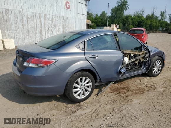 ✅ 2011 Mazda 6 i Grand Touring • VIN: 1YVHZ8CH7B5M17852 • Lot: 60505855. Listed on Copart with 226,933 mi. Free auction sales archive from the USA and detailed vehicle history report at DreamBid. Image 3.