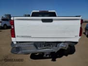 ✅ 2022 Chevrolet Silverado 2500HD LT • VIN: 1GC2YNE73NF121257 • Лот: 50708444. Опубликован ранее на Copart с пробегом 21 135 миль. Бесплатный доступ к архиву аукционных продаж из США и подробный отчёт об истории автомобиля на DreamBid. Изображение 6.