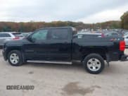 ✅ 2018 Chevrolet Silverado 1500 LT • VIN: 3GCUKREC1JG239914 • Lot: 43556230. Wystawiony na IAAI z przebiegiem 124 227 mil. Bezpłatny archiwum sprzedaży aukcyjnych z USA i szczegółowy raport historii pojazdu na DreamBid. Zdjęcie 14.