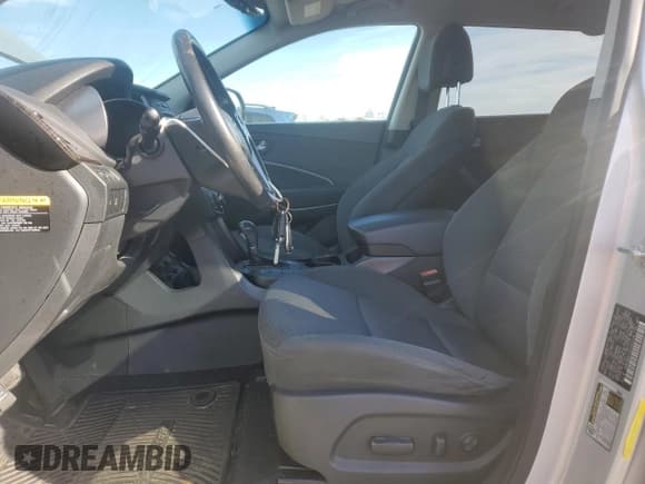 ✅ 2013 Hyundai Santa Fe GLS • VIN: KM8SMDHF9DU033134 • Lot: 91004995. Wystawiony na Copart z przebiegiem 194 257 mil. Bezpłatny archiwum sprzedaży aukcyjnych z USA i szczegółowy raport historii pojazdu na DreamBid. Zdjęcie 7.