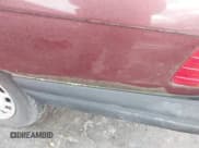 ✅ 1988 Mercedes-Benz 560 SL • VIN: WDBBA48D0JA077921 • Лот: 41450795. Опубликован ранее на IAAI с пробегом 155 749 миль. Бесплатный доступ к архиву аукционных продаж из США и подробный отчёт об истории автомобиля на DreamBid. Изображение 19.