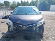 ✅ 2020 Toyota Sienna LE • VIN: 5TDKZ3DC7LS085201 • Lot: 43051122. Listed on IAAI with 81,061 mi. Free auction sales archive from the USA and detailed vehicle history report at DreamBid. Image 6.