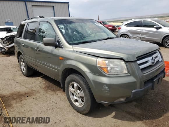 ✅ 2008 Honda Pilot EX-L • VIN: 5FNYF28548B011657 • Lot: 68666745. Listed on Copart with 230,377 mi. Free auction sales archive from the USA and detailed vehicle history report at DreamBid. Image 4.