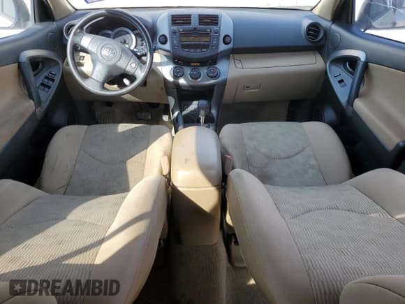 ✅ 2010 Toyota RAV4 • VIN: 2T3ZK4DV4AW004340 • Лот: 75643394. Опубликован ранее на Copart с пробегом 170 956 миль. Бесплатный доступ к архиву аукционных продаж из США и подробный отчёт об истории автомобиля на DreamBid. Изображение 8.