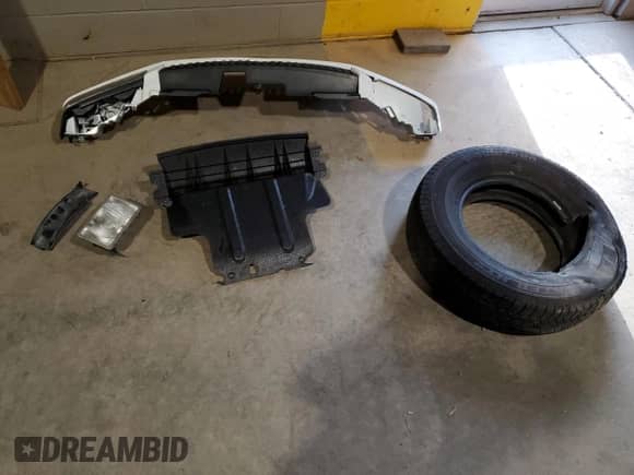 2012 Chevrolet Colorado 1LT with VIN 1GCHTCFE5C8158919, listed as a Copart auction lot 80656745 with 157,567 mi miles and Salvage title. Bid and sale history available at DreamBid. Image 12.