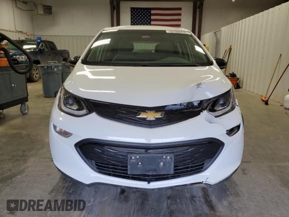 ✅ 2020 Chevrolet Bolt EV LT • VIN: 1G1FY6S02L4114428 • Lot: 52360435. Wystawiony na Copart z przebiegiem 50 609 mil. Bezpłatny archiwum sprzedaży aukcyjnych z USA i szczegółowy raport historii pojazdu na DreamBid. Zdjęcie 5.