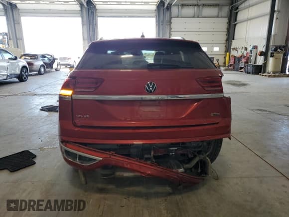 ✅ 2022 Volkswagen Atlas SEL R-Line • VIN: 1V2SE2CA1NC200173 • Lot: 83846385. Listed on Copart with 63,768 mi. Free auction sales archive from the USA and detailed vehicle history report at DreamBid. Image 6.