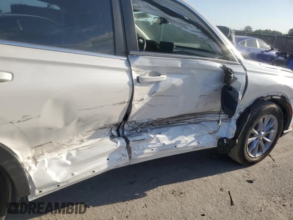 ✅ 2024 Honda CR-V EX-L • VIN: 2HKRS3H77RH324132 • Lot: 80688445. Listed on Copart with 10,659 mi. Free auction sales archive from the USA and detailed vehicle history report at DreamBid. Image 9.