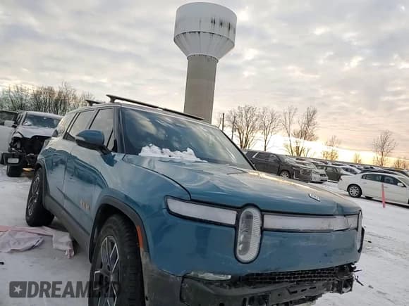 ✅ 2022 Rivian R1S Launch Edition • VIN: 7PDSGABL7NN003157 • Лот: 88664975. Опубликован ранее на Copart с пробегом Не указан. Бесплатный доступ к архиву аукционных продаж из США и подробный отчёт об истории автомобиля на DreamBid. Изображение 14.