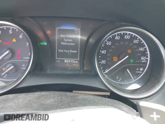 2022 Toyota Camry SE z VIN 4T1T11AK9NU047717, wystawiony jako IAAI lot #42316618 z przebiegiem 86 410 mil mil oraz . Historia ofert i sprzedaży dostępna na DreamBid. Obrazek 15.