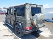 ✅ 2017 Mercedes-Benz G 63 AMG • VIN: WDCYC7DF7HX266730 • Lot: 42270749. Wystawiony na IAAI z przebiegiem Nie podano. Bezpłatny archiwum sprzedaży aukcyjnych z USA i szczegółowy raport historii pojazdu na DreamBid. Zdjęcie 3.
