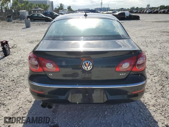 ✅ 2010 Volkswagen CC Sport • VIN: WVWML7AN2AE527084 • Lot: 68910115. Wystawiony na Copart z przebiegiem 117 104 mil. Bezpłatny archiwum sprzedaży aukcyjnych z USA i szczegółowy raport historii pojazdu na DreamBid. Zdjęcie 6.