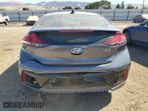 ✅ 2019 Hyundai Ioniq Blue • VIN: KMHC65LC5KU176063 • Lot: 71221084. Wystawiony na Copart z przebiegiem 142 312 mil. Bezpłatny archiwum sprzedaży aukcyjnych z USA i szczegółowy raport historii pojazdu na DreamBid. Zdjęcie 6.
