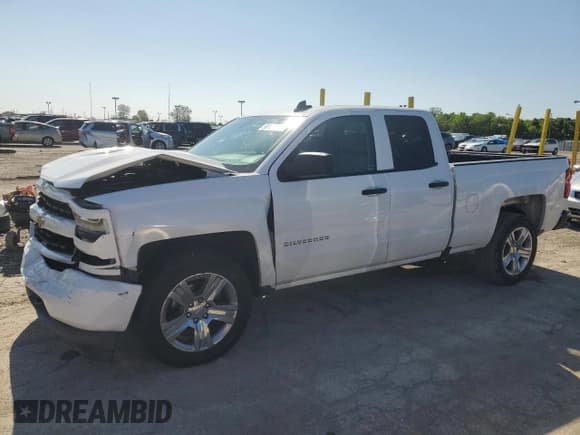 ✅ 2017 Chevrolet Silverado 1500 Custom • VIN: 1GCRCPEH9HZ282118 • Lot: 58127325. Wystawiony na Copart z przebiegiem 153 813 mil. Bezpłatny archiwum sprzedaży aukcyjnych z USA i szczegółowy raport historii pojazdu na DreamBid. Zdjęcie 1.