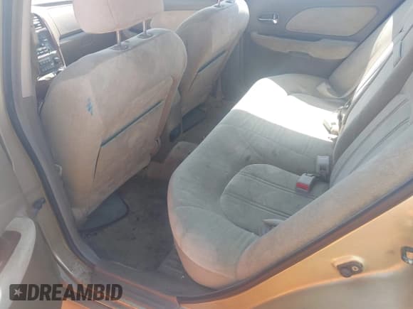 ✅ 2004 Hyundai Sonata GLS • VIN: KMHWF35HX4A913109 • Lot: 42711876. Listed on IAAI with 311,367 mi. Free auction sales archive from the USA and detailed vehicle history report at DreamBid. Image 8.