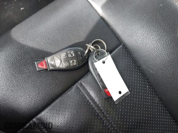 ✅ 2011 Chrysler Town & Country Touring L • VIN: 2A4RR8DG3BR713903 • Lot: 43747721. Wystawiony na IAAI z przebiegiem 120 355 mil. Bezpłatny archiwum sprzedaży aukcyjnych z USA i szczegółowy raport historii pojazdu na DreamBid. Zdjęcie 11.