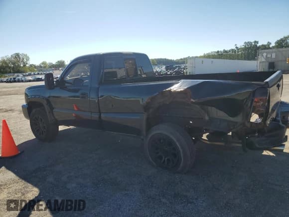 ✅ 2005 Chevrolet Silverado 1500 Z71 • VIN: 1GCEK14TX5Z176003 • Лот: 73332974. Опубликован ранее на Copart с пробегом 278 171 миль. Бесплатный доступ к архиву аукционных продаж из США и подробный отчёт об истории автомобиля на DreamBid. Изображение 2.