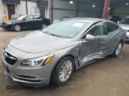 ✅ 2019 Buick LaCrosse Essence • VIN: 1G4ZP5SZ4KU111251 • Lot: 42237424. Wystawiony na IAAI z przebiegiem 85 232 mil. Bezpłatny archiwum sprzedaży aukcyjnych z USA i szczegółowy raport historii pojazdu na DreamBid. Zdjęcie 6.