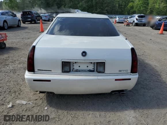 ✅ 2001 Cadillac Eldorado Touring ETC • VIN: 1G6ET12931B110029 • Lot: 52779505. Wystawiony na Copart z przebiegiem 173 073 mil. Bezpłatny archiwum sprzedaży aukcyjnych z USA i szczegółowy raport historii pojazdu na DreamBid. Zdjęcie 6.