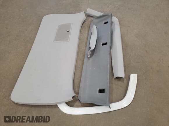 ✅ 2024 Jeep Compass Limited • VIN: 3C4NJDCN6RT157548 • Lot: 50033615. Listed on Copart with 9,750 mi. Free auction sales archive from the USA and detailed vehicle history report at DreamBid. Image 13.