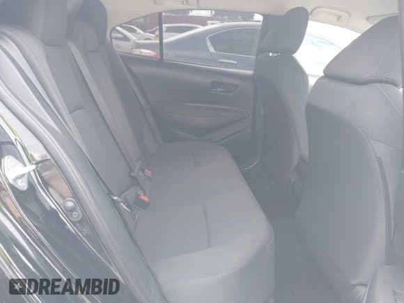 ✅ 2022 Toyota Corolla LE • VIN: 5YFEPMAE1NP339012 • Lot: 43259813. Listed on IAAI with 66,062 mi. Free auction sales archive from the USA and detailed vehicle history report at DreamBid. Image 8.