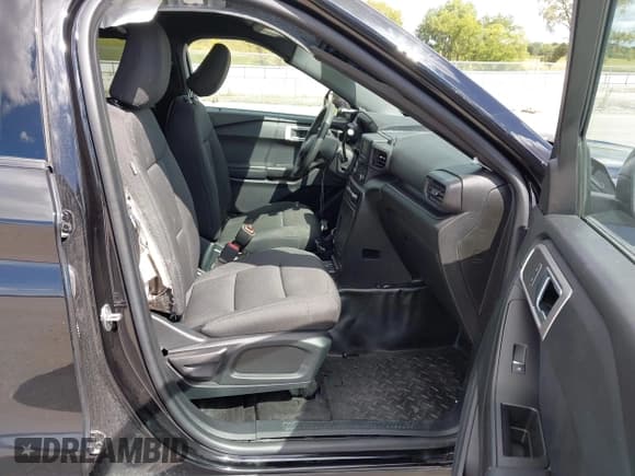 ✅ 2021 Ford Police Interceptor Utility • VIN: 1FM5K8AB6MGA19871 • Лот: 43154668. Опубликован ранее на IAAI с пробегом 59 324 миль. Бесплатный доступ к архиву аукционных продаж из США и подробный отчёт об истории автомобиля на DreamBid. Изображение 5.