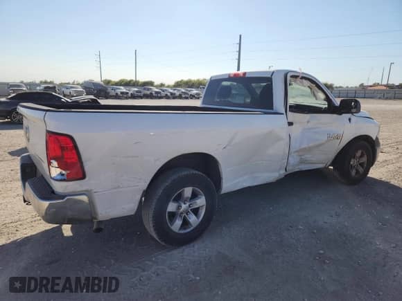 2015 Ram 1500 Tradesman with VIN 3C6JR6DG2FG578102, listed as a Copart auction lot 82678215 with 259,090 mi miles and Salvage title. Bid and sale history available at DreamBid. Image 3.
