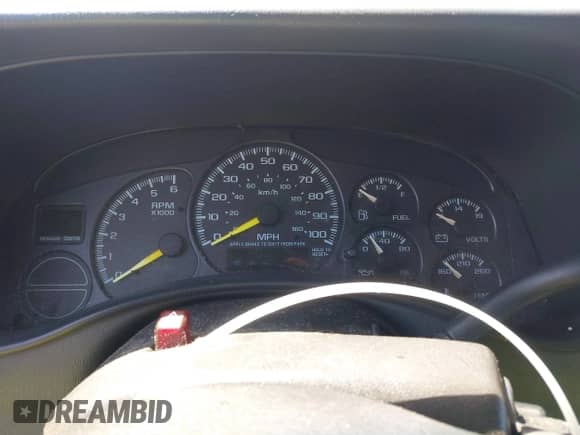 2000 Chevrolet Suburban LT с VIN 3GNFK16T4YG228917, выставлен на аукционе IAAI как лот 42317436 с пробегом Не указан миль и . История ставок и продаж доступна на DreamBid. Изображение 7.