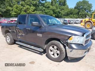 2019 Ram 1500 Tradesman z VIN 1C6RR6FG4KS686109, wystawiony jako IAAI lot #43183014 z przebiegiem 68 311 mil mil oraz . Historia ofert i sprzedaży dostępna na DreamBid. Obrazek 1.