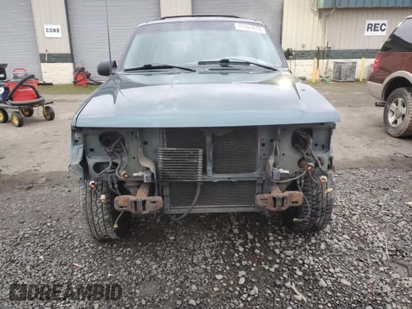 ✅ 1997 Ford Explorer • VIN: 1FMCU24E5VUB71602 • Lot: 87081674. Wystawiony na Copart z przebiegiem 193 534 mil. Bezpłatny archiwum sprzedaży aukcyjnych z USA i szczegółowy raport historii pojazdu na DreamBid. Zdjęcie 5.