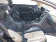 ✅ 2012 Hyundai Genesis Coupe Grand Touring • VIN: KMHHU6KH1CU074310 • Lot: 42130450. Wystawiony na IAAI z przebiegiem 176 246 mil. Bezpłatny archiwum sprzedaży aukcyjnych z USA i szczegółowy raport historii pojazdu na DreamBid. Zdjęcie 5.