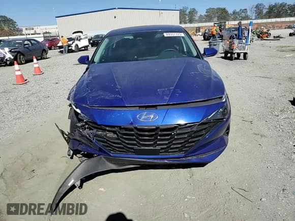✅ 2023 Hyundai Elantra SEL • VIN: KMHLS4AG7PU476576 • Lot: 89557125. Listed on Copart with 10,368 mi. Free auction sales archive from the USA and detailed vehicle history report at DreamBid. Image 13.