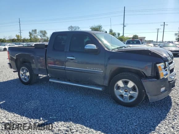✅ 2011 Chevrolet Silverado 1500 LT • VIN: 1GCRCSE02BZ441680 • Lot: 91026445. Listed on Copart with 198,970 mi. Free auction sales archive from the USA and detailed vehicle history report at DreamBid. Image 4.